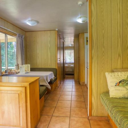 Merry Pebbles Resort Саби Экстерьер фото