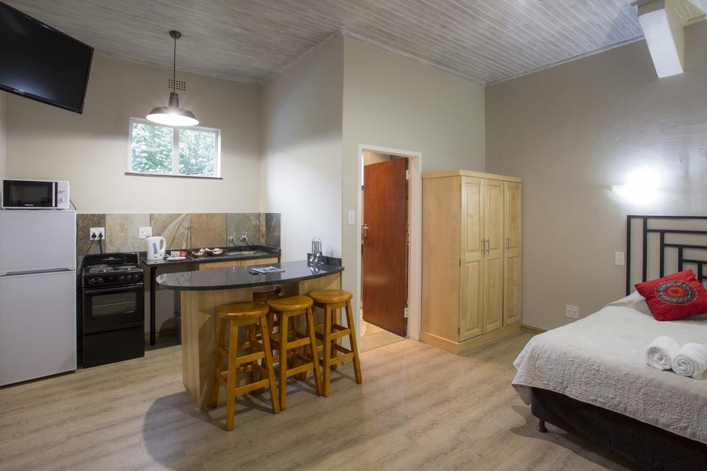 Merry Pebbles Resort Саби Экстерьер фото