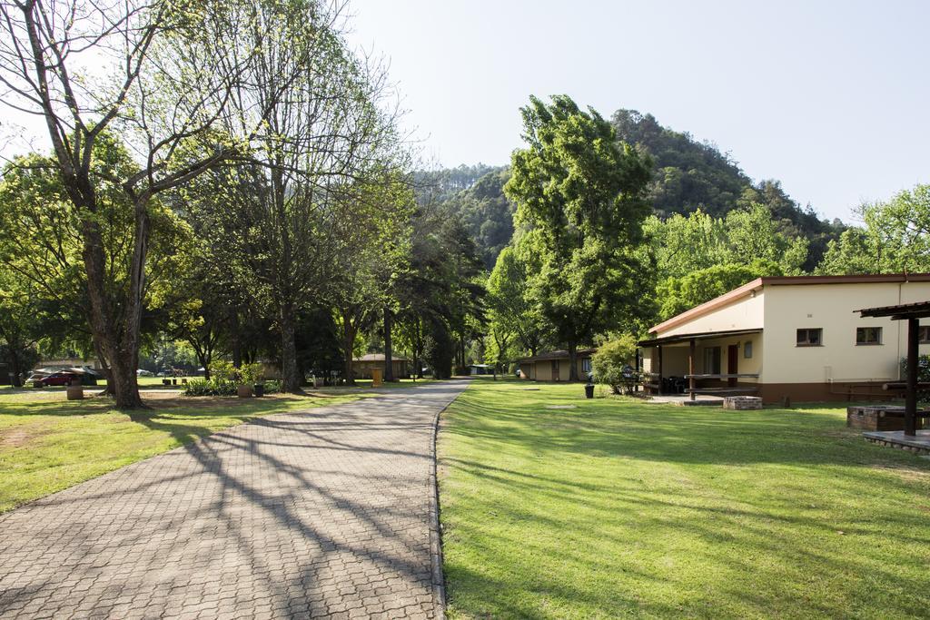 Merry Pebbles Resort Саби Экстерьер фото
