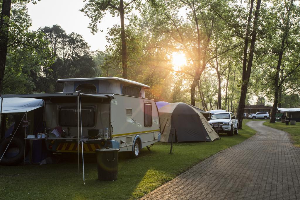 Merry Pebbles Resort Саби Экстерьер фото