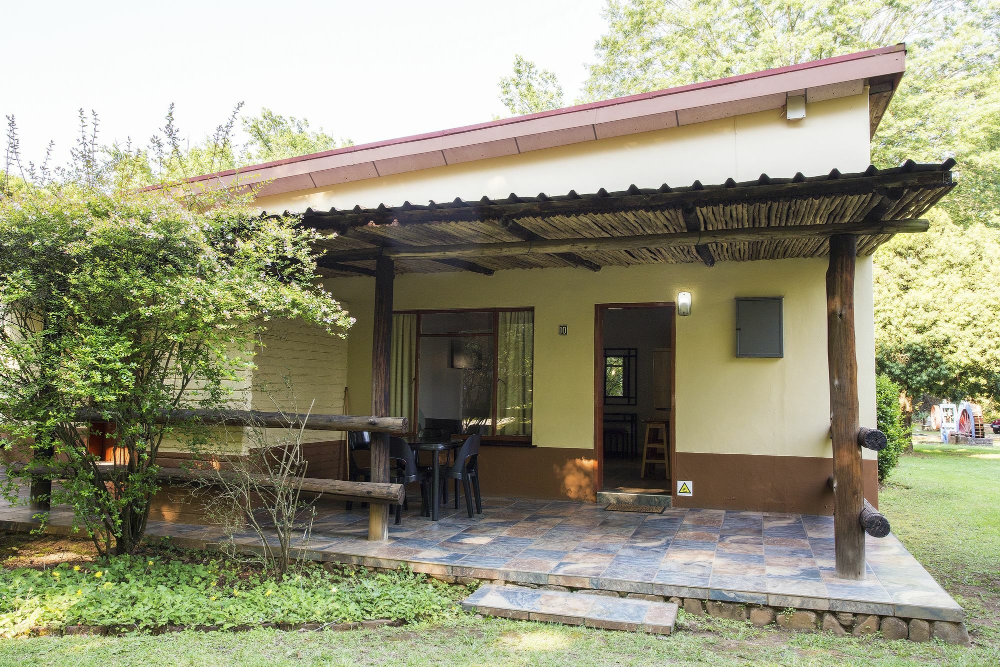 Merry Pebbles Resort Саби Экстерьер фото