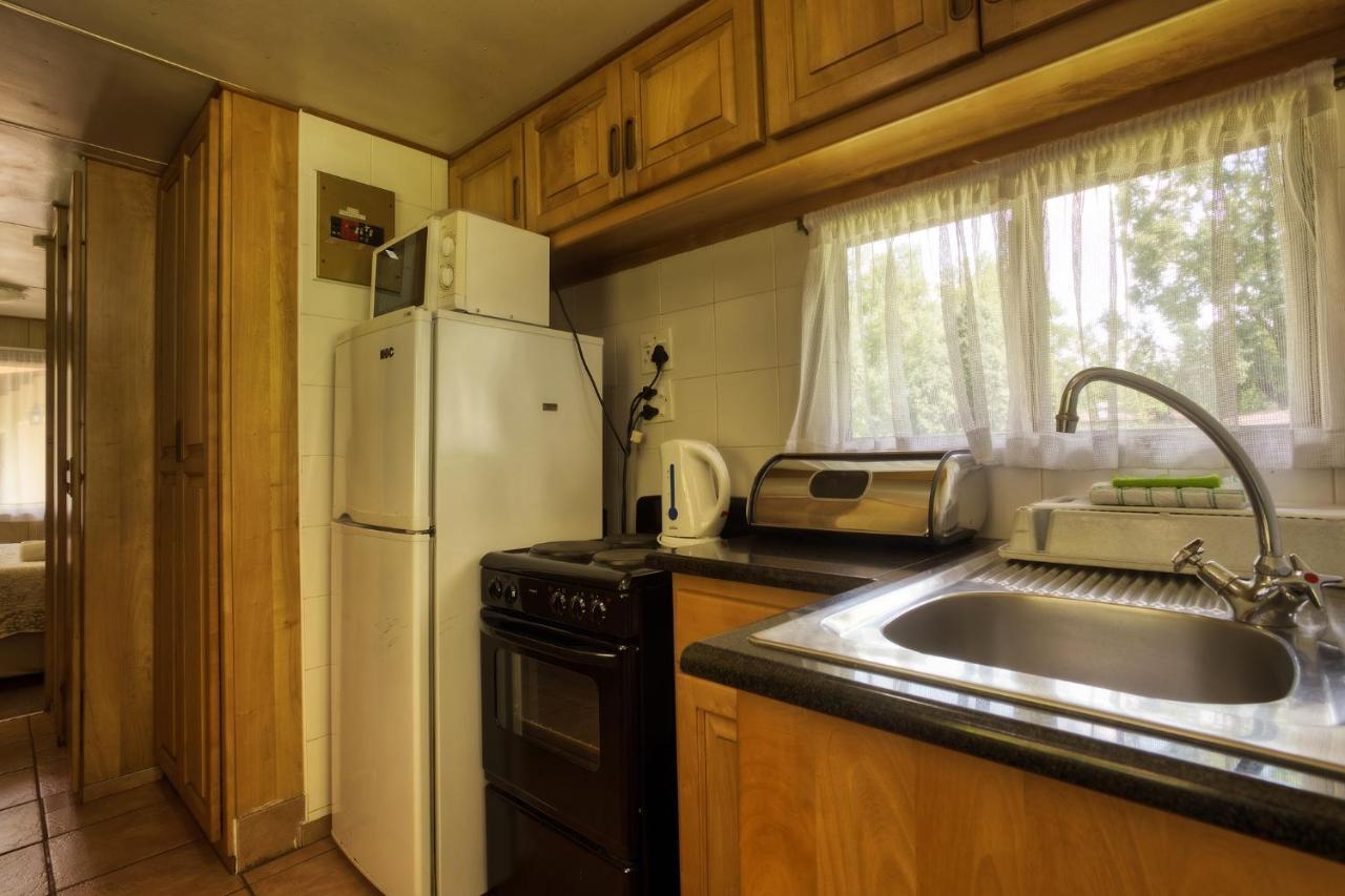 Merry Pebbles Resort Саби Экстерьер фото